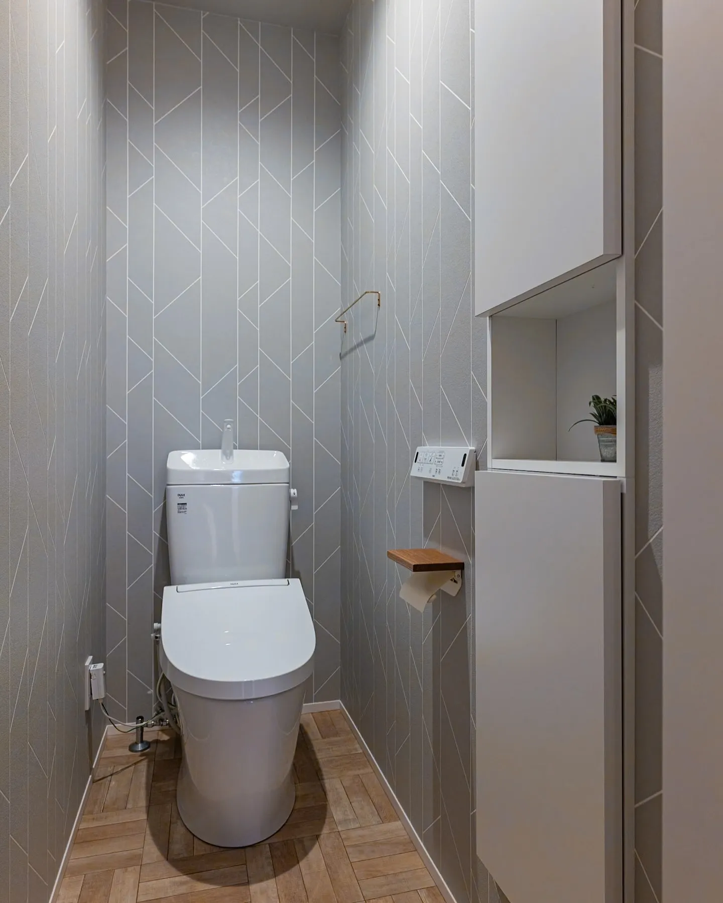 こだわりの水回り空間に...🩶真似したくなるトイレのクッショ...