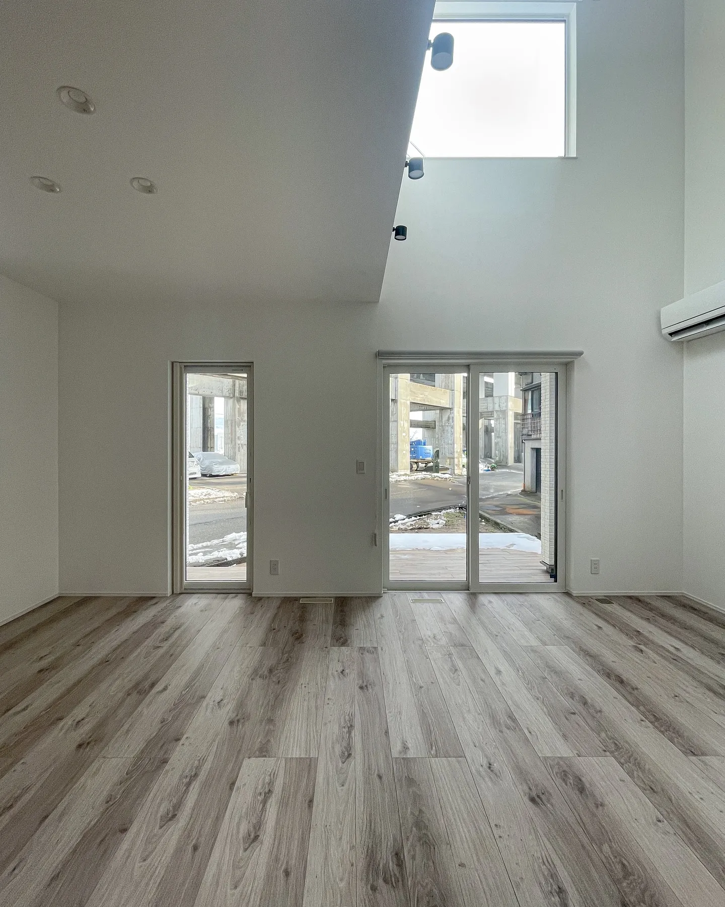 広がる空間、心地よい光