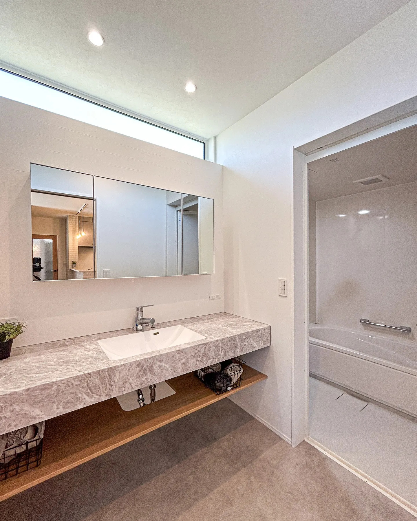 シンプルかつ美しい✨デザイン性・カスタマイズ性の高いアイカの...