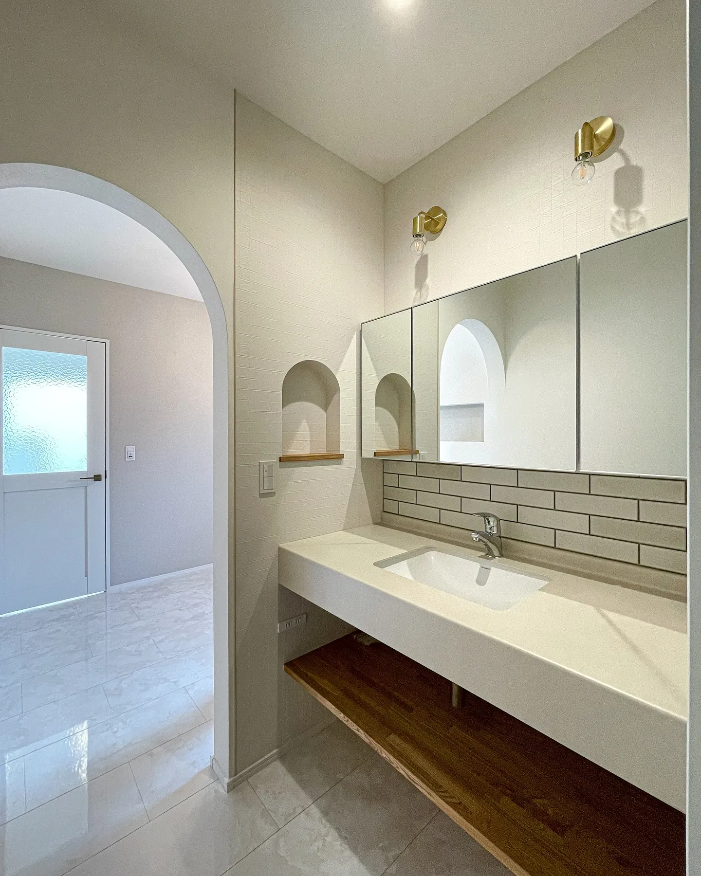 シンプルかつ美しい✨デザイン性・カスタマイズ性の高いアイカの...