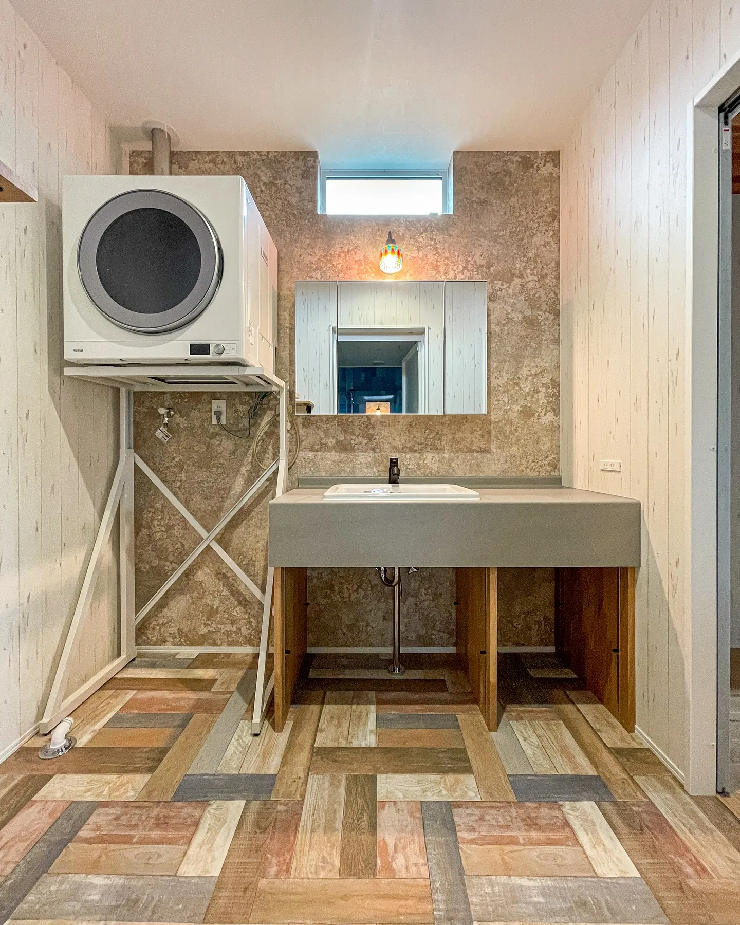 シンプルかつ美しい✨デザイン性・カスタマイズ性の高いアイカの...