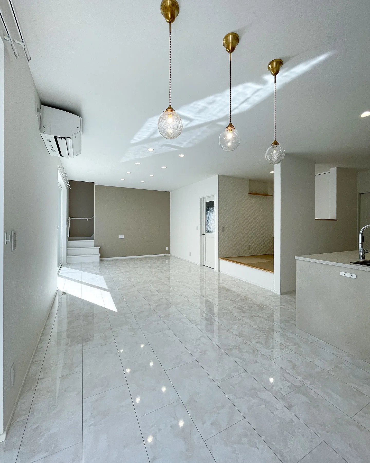 自慢したくなる🤍洗練された美しさと高級感を追求した25帖のL...