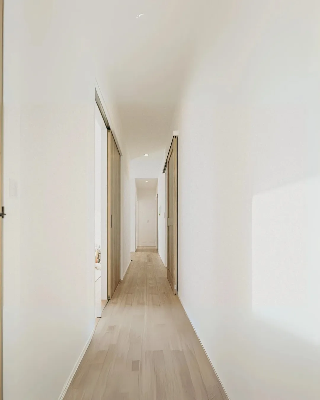 朝から晩まで、