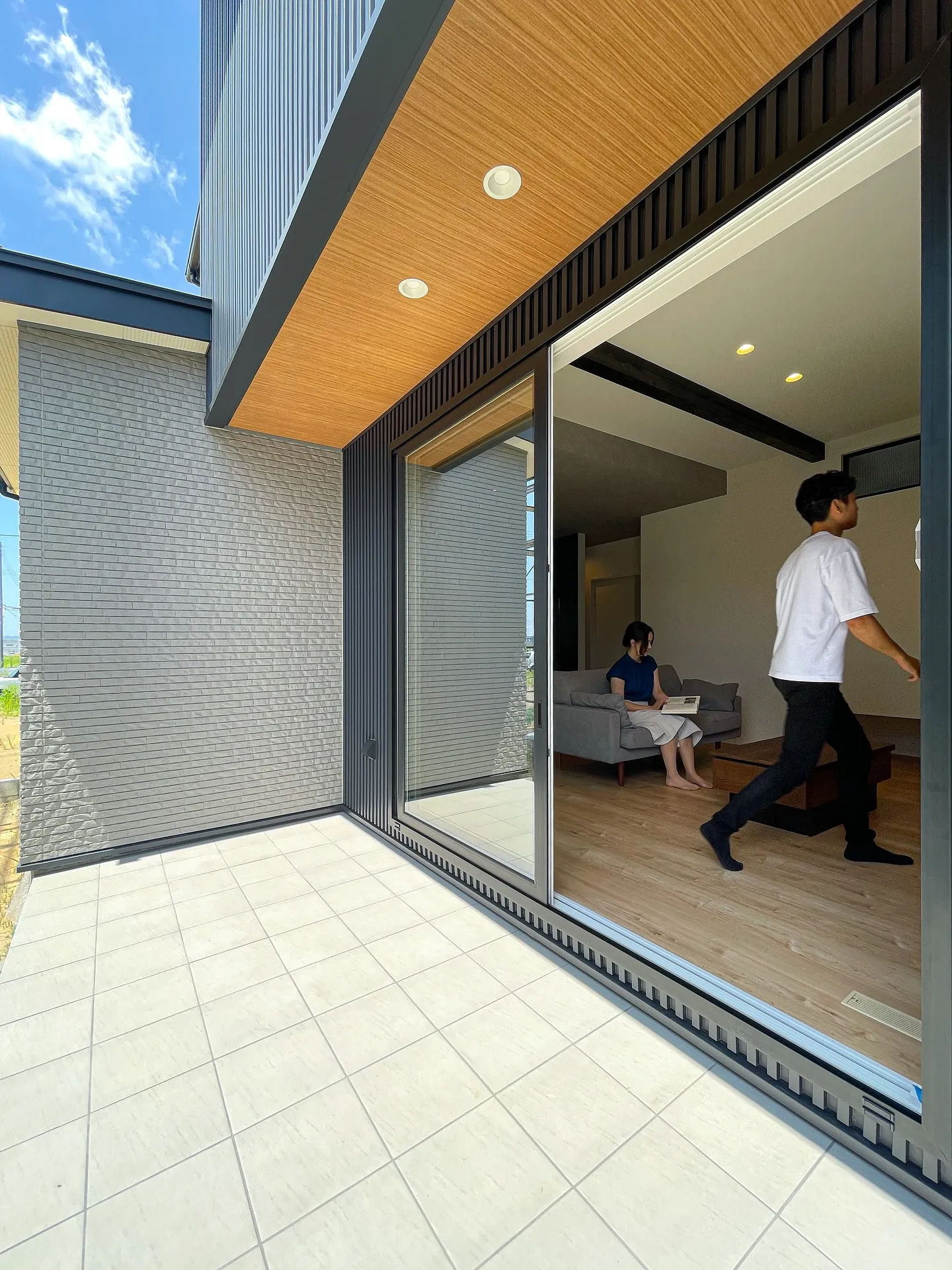 ＼毎日がちょっと特別に／お家の中だけじゃなく、外まで楽しめる...