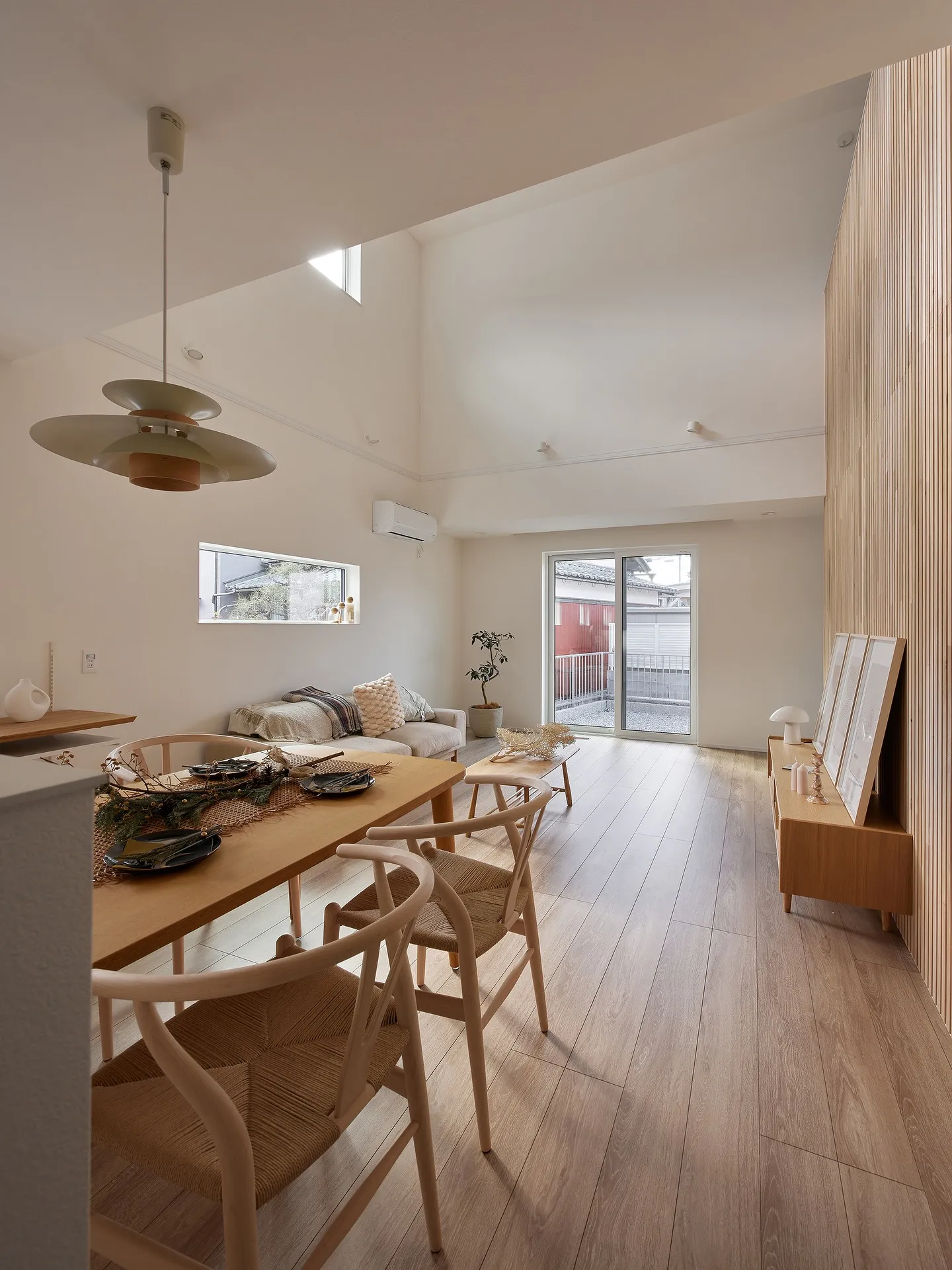 「ママ〜！これ見て〜！」