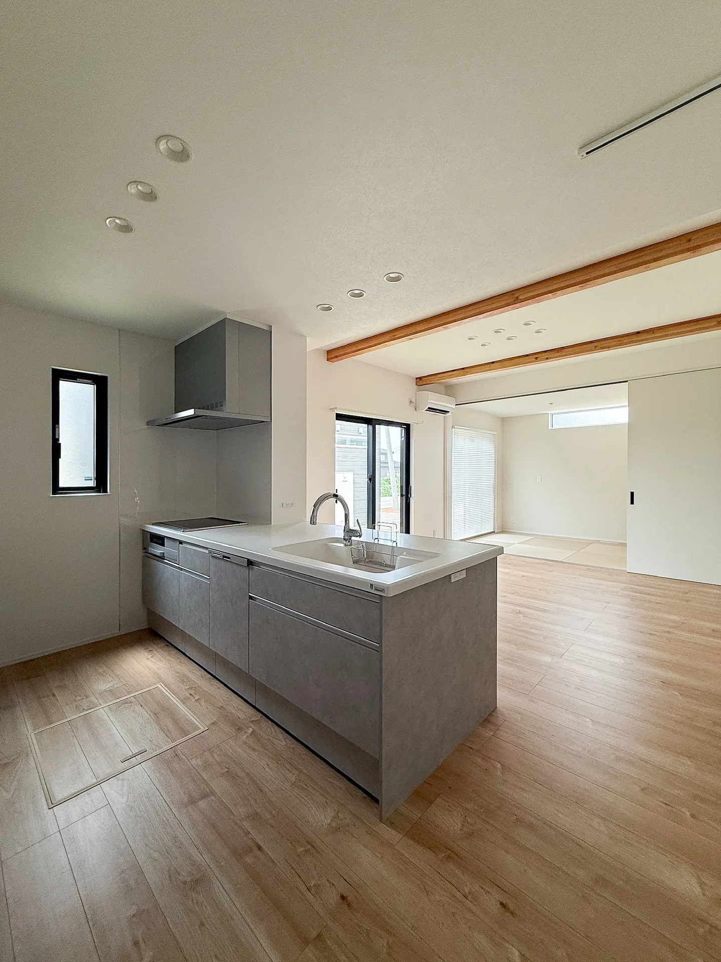 転んでも安心👷