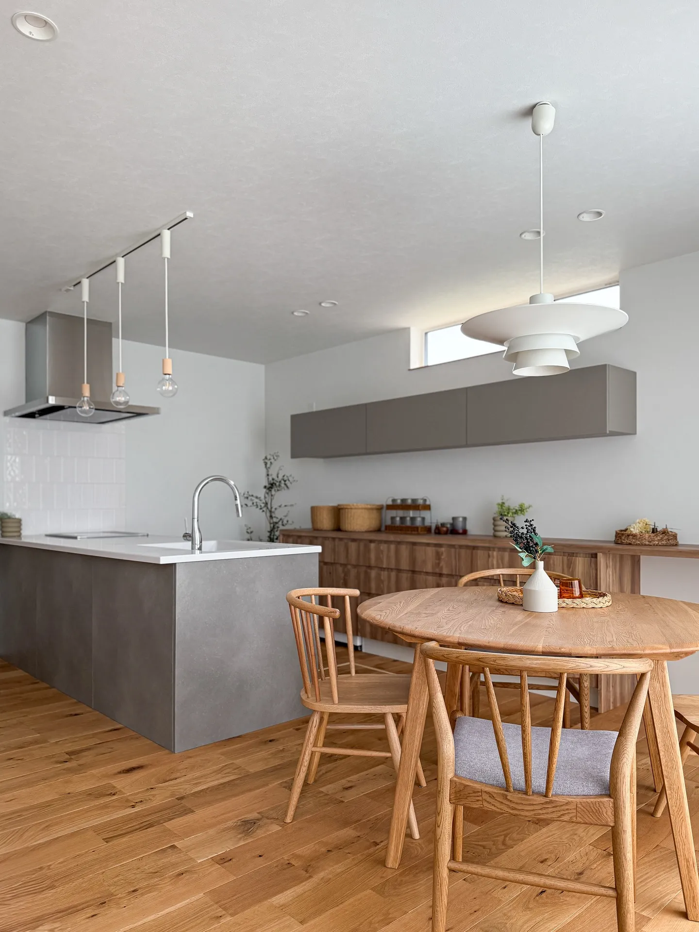 気づいたらここに座ってる…🫢