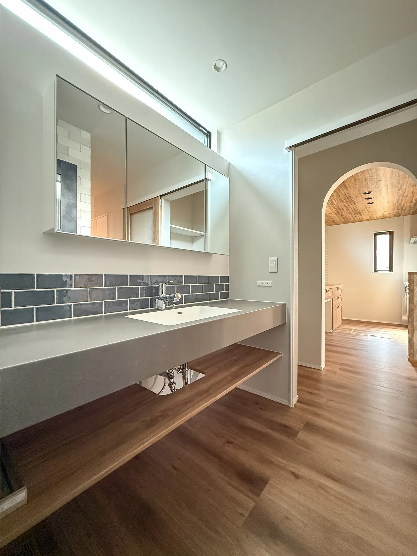 あちこち歩き回らなくても