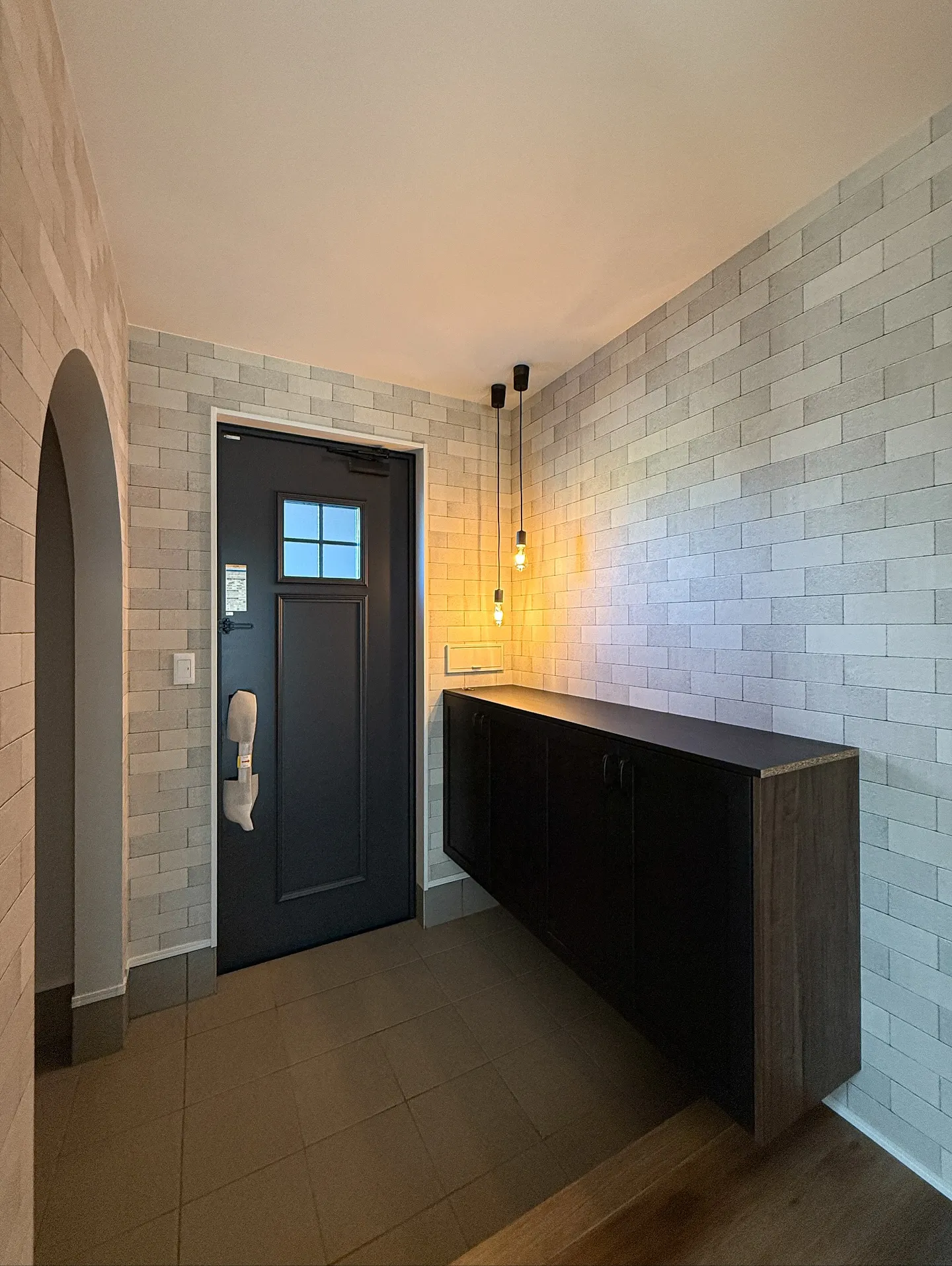 “とりあえずリビング”を卒業！玄関すぐの収納が叶える快適な暮...