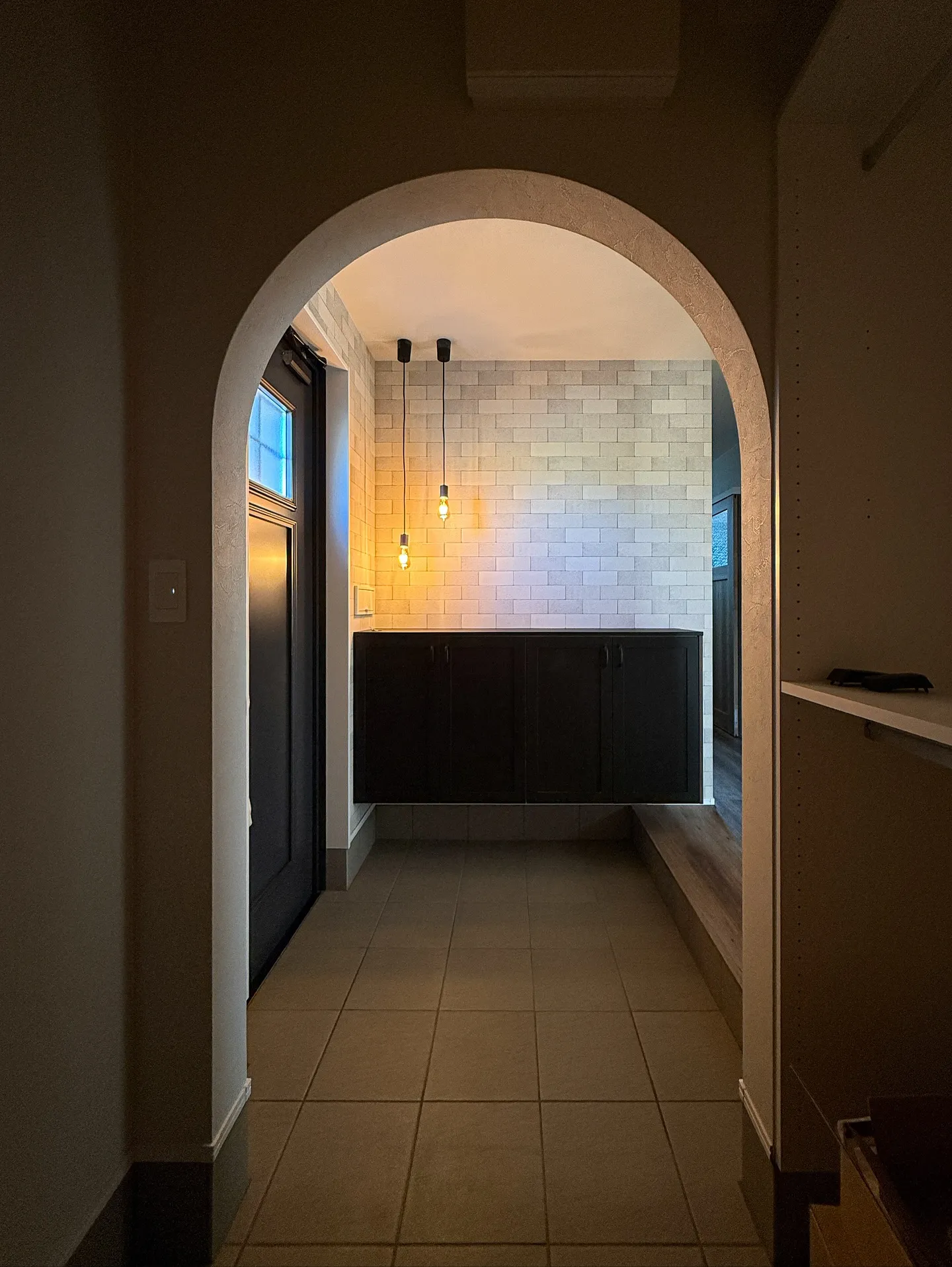 “とりあえずリビング”を卒業！玄関すぐの収納が叶える快適な暮...