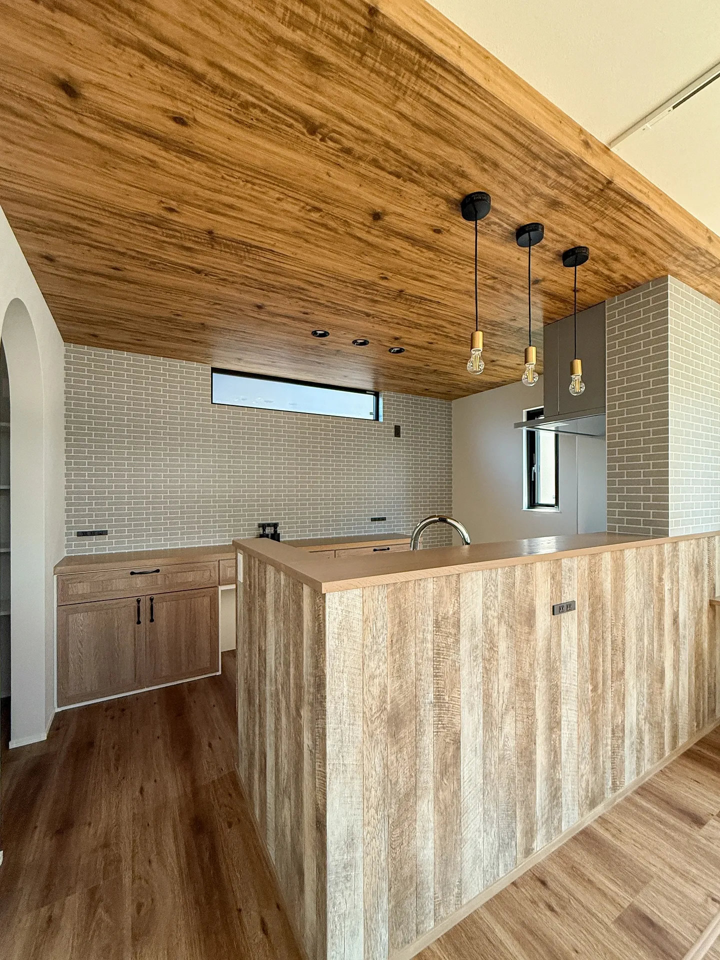 ＼ 家事動線 × 木のぬくもり ／