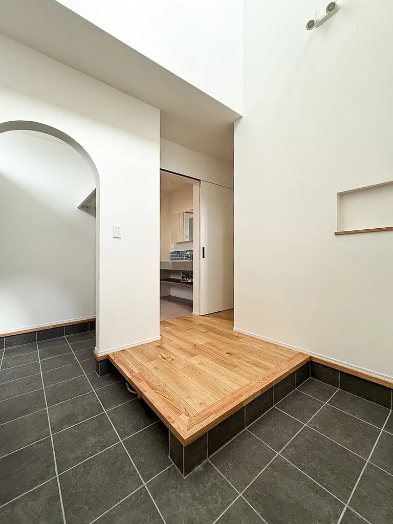 玄関を開けた瞬間