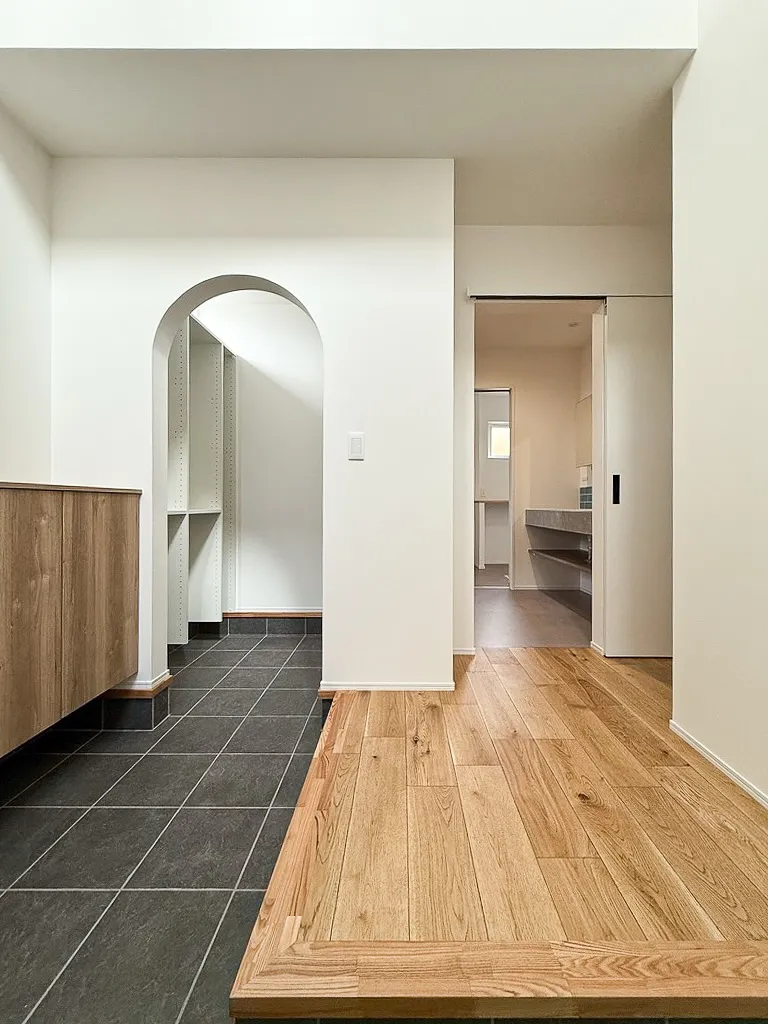 玄関を開けた瞬間