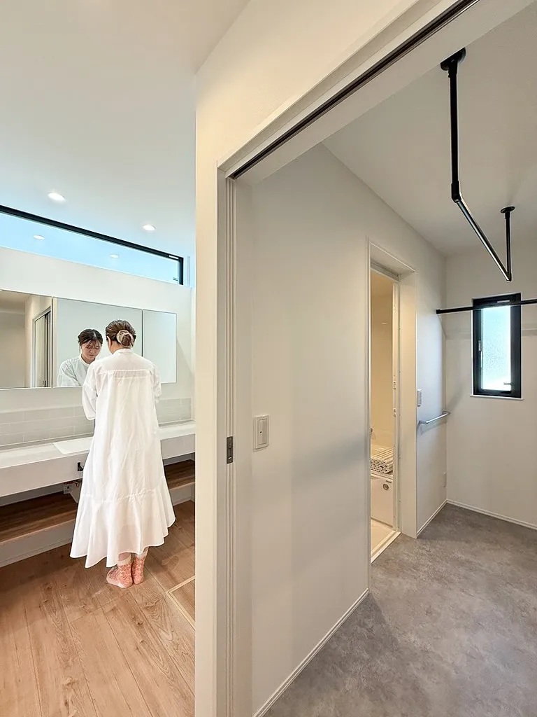 洗面とランドリーを一体にした空間