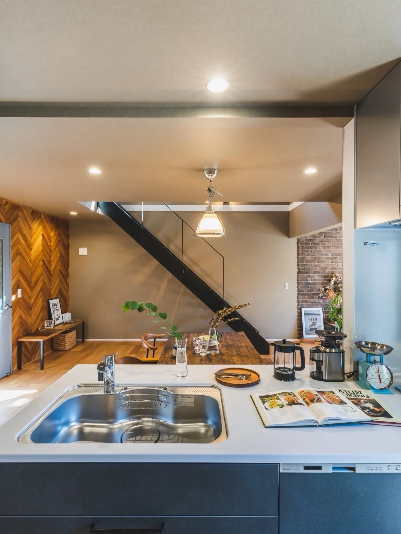 キッチン・パントリー・ランドリーが