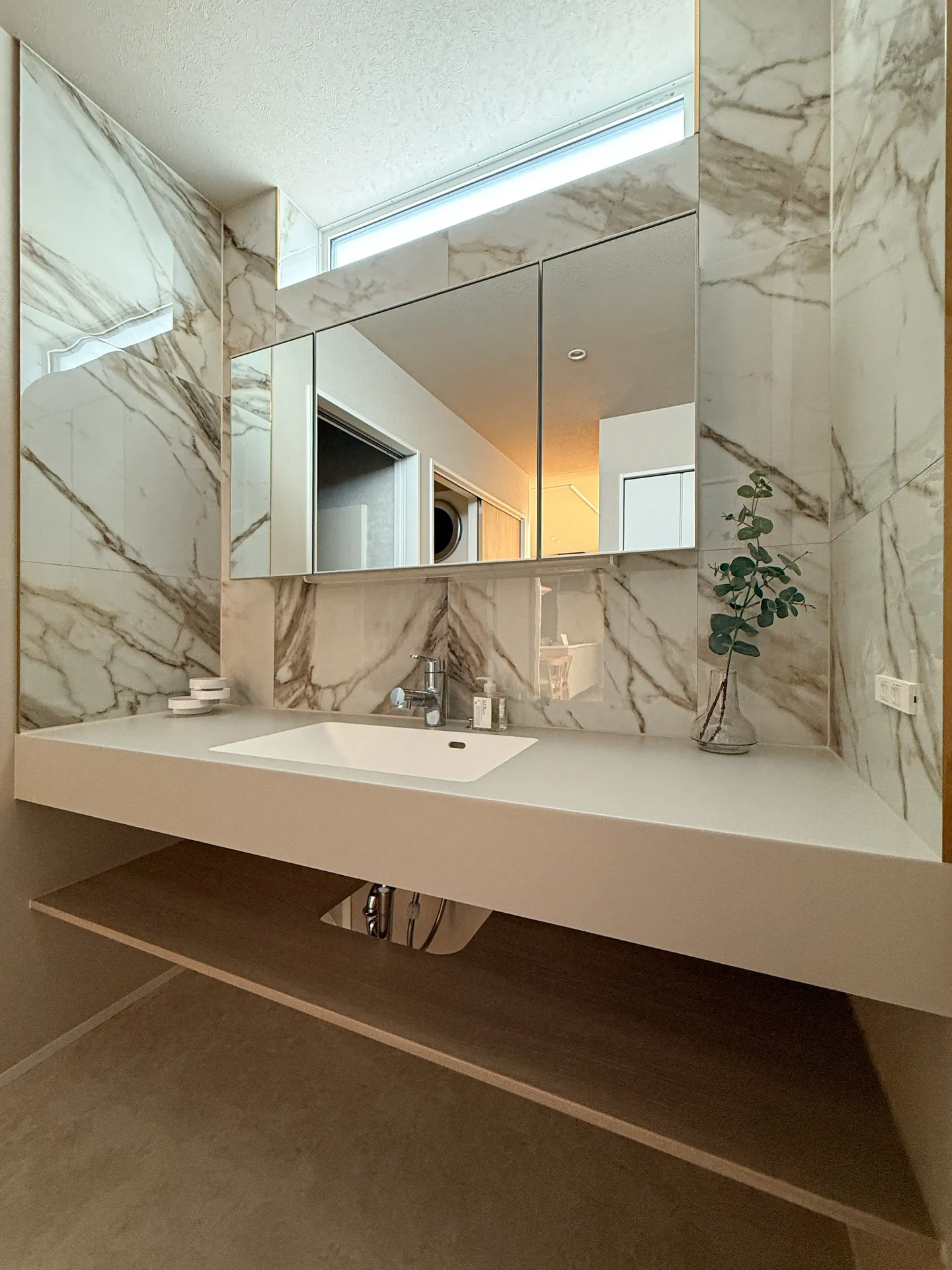 毎日使う場所だからこそ、洗面は少しだけ“非日常”に🌿