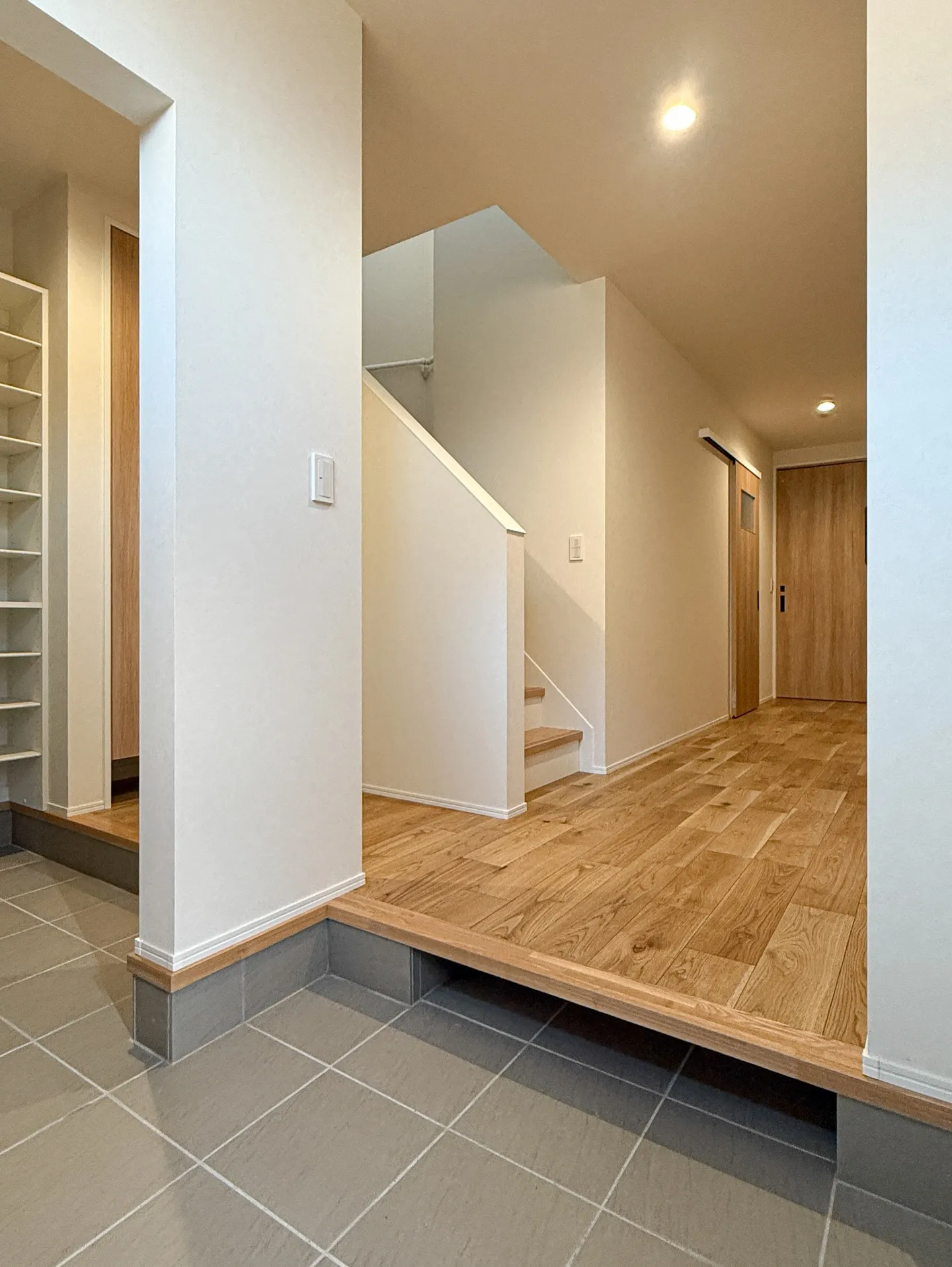 毎日がラクになる、片付けやすい玄関収納👟