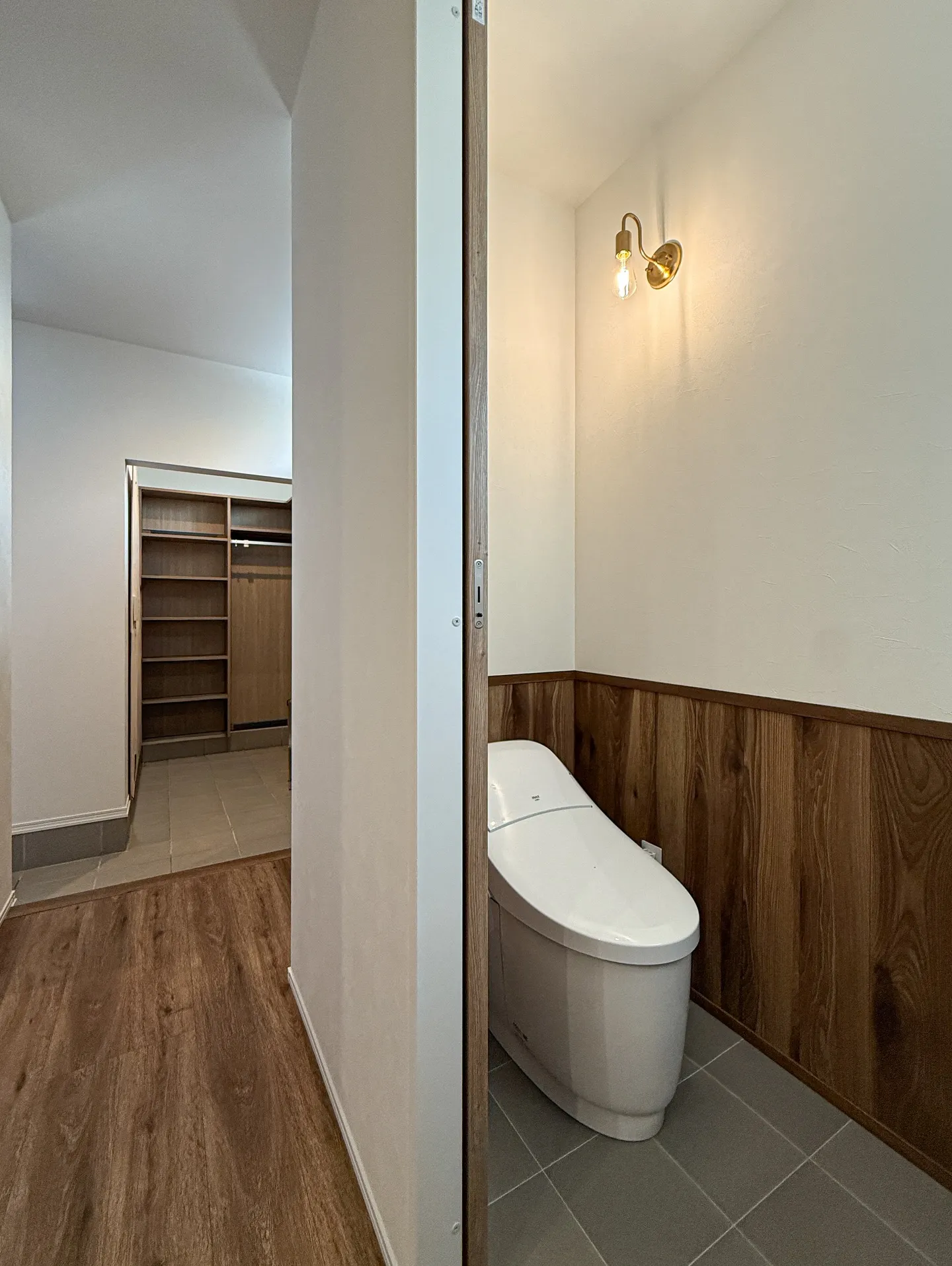 ドアを開けた瞬間、