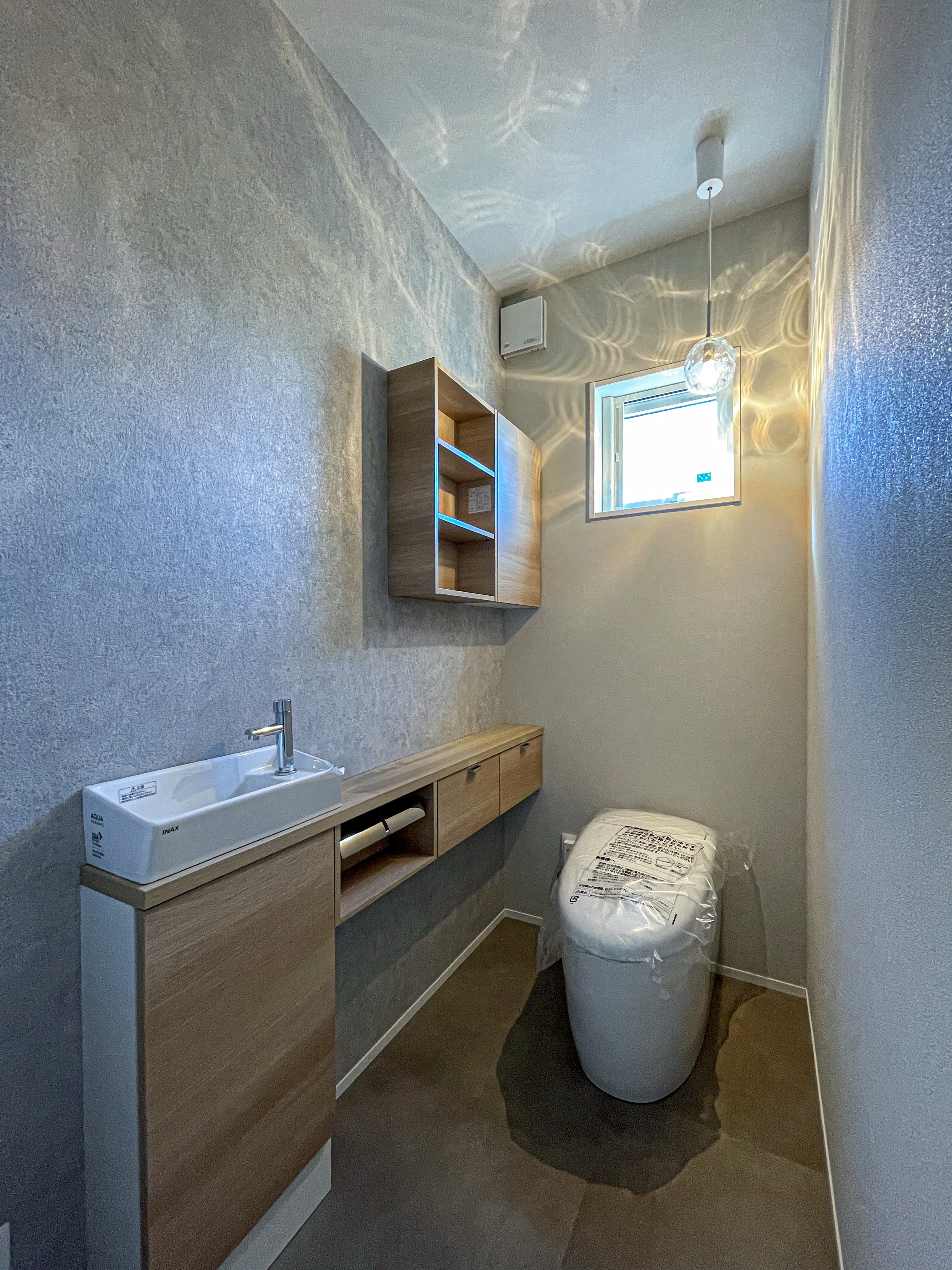 まるでお店のような、こだわりのトイレの照明特集８選☝️