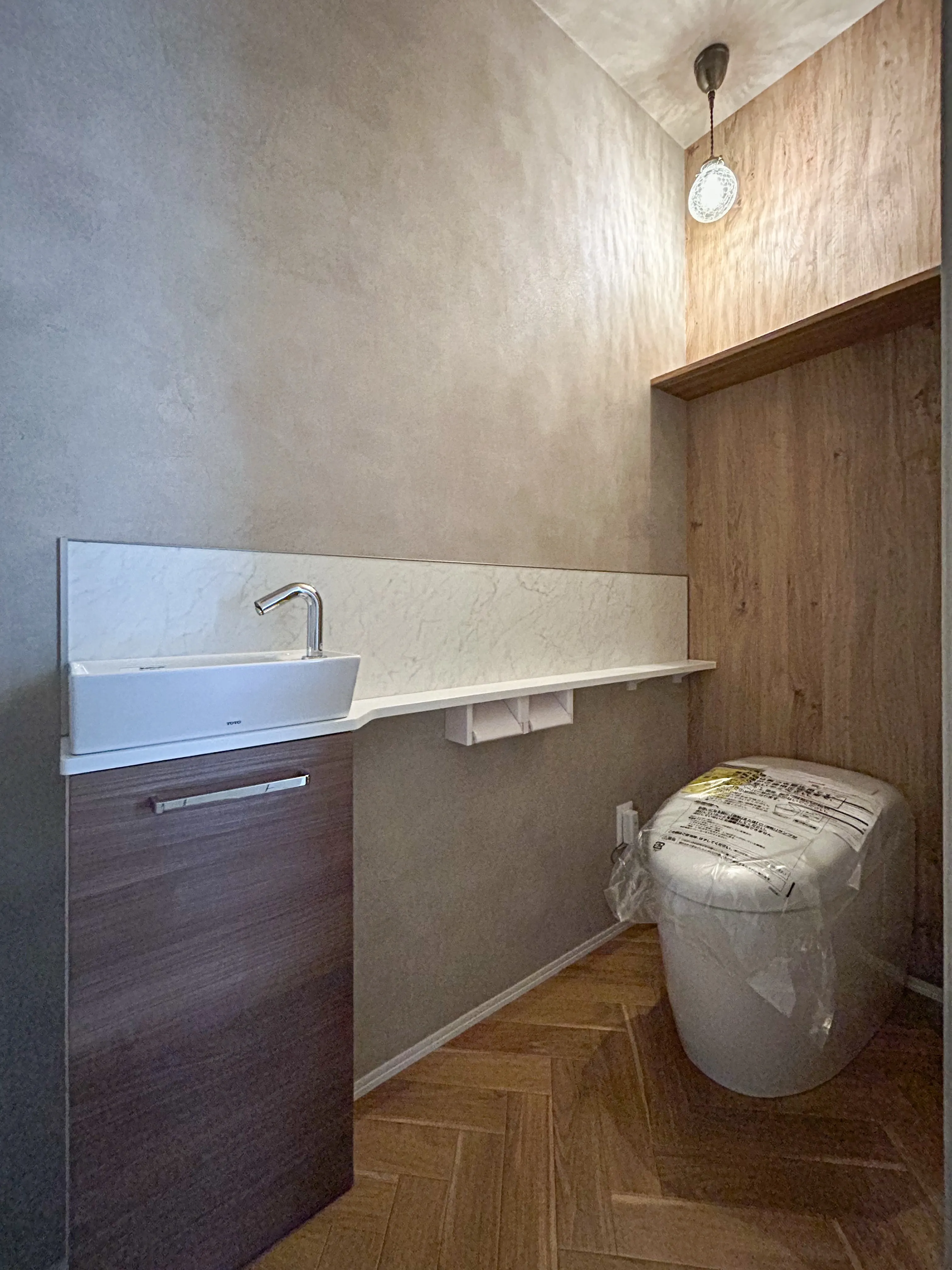 まるでお店のような、こだわりのトイレの照明特集８選☝️